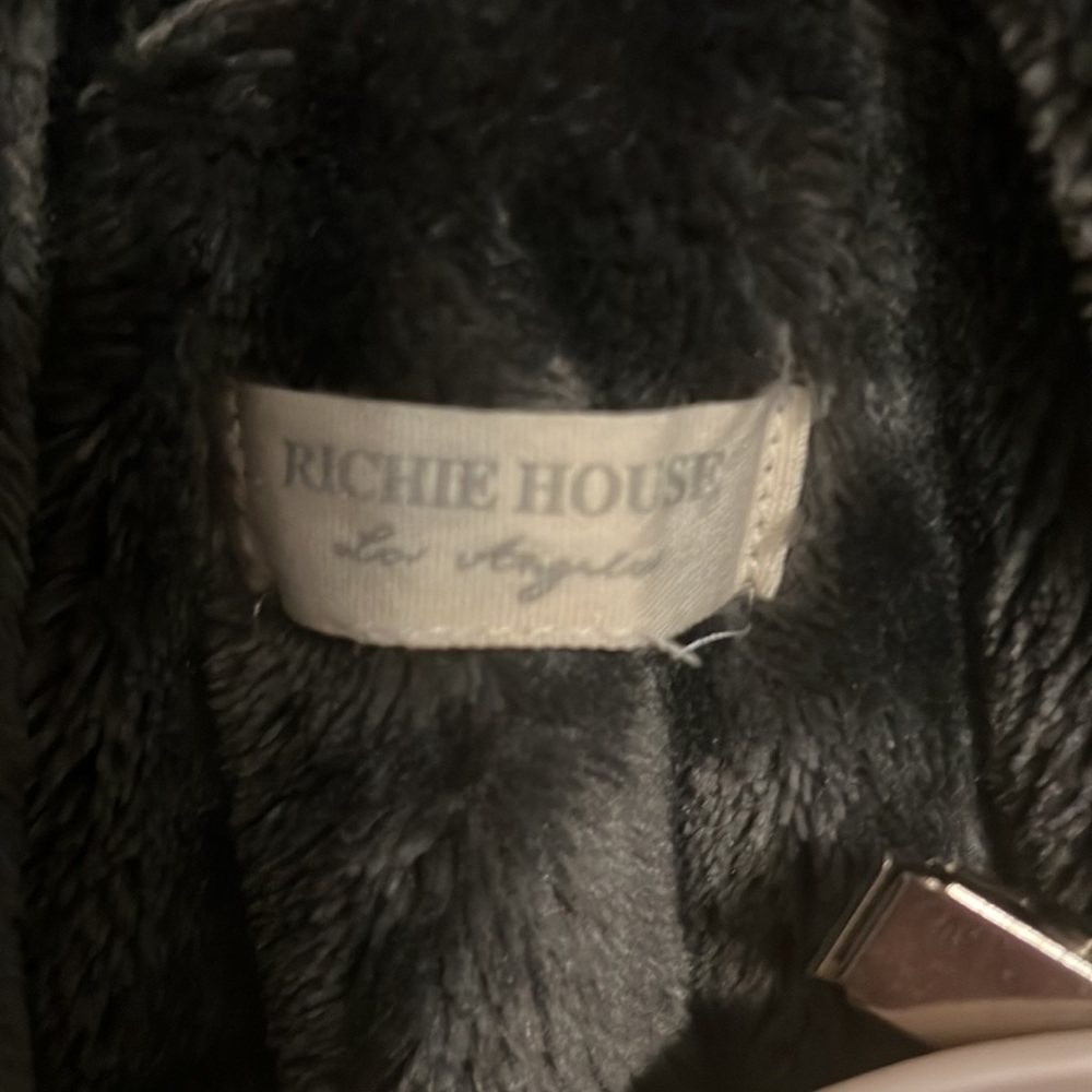 Plush Gray Robe - Picture 3 of 3